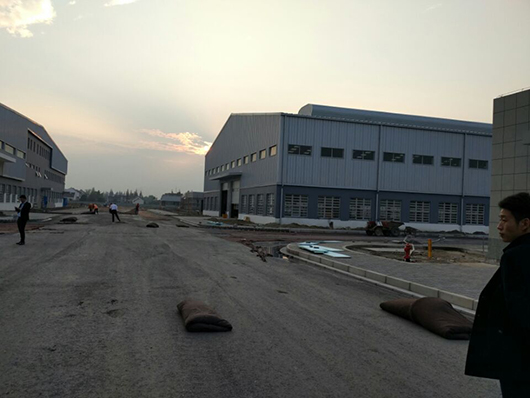 建設(shè)中的如皋新工廠